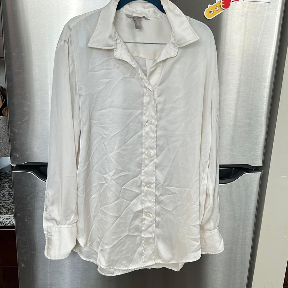 H&M saying cream button down